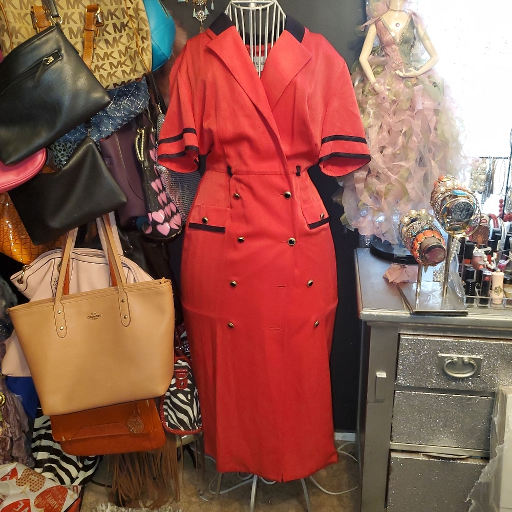 Vintage fuchsia button chic coat tux dress